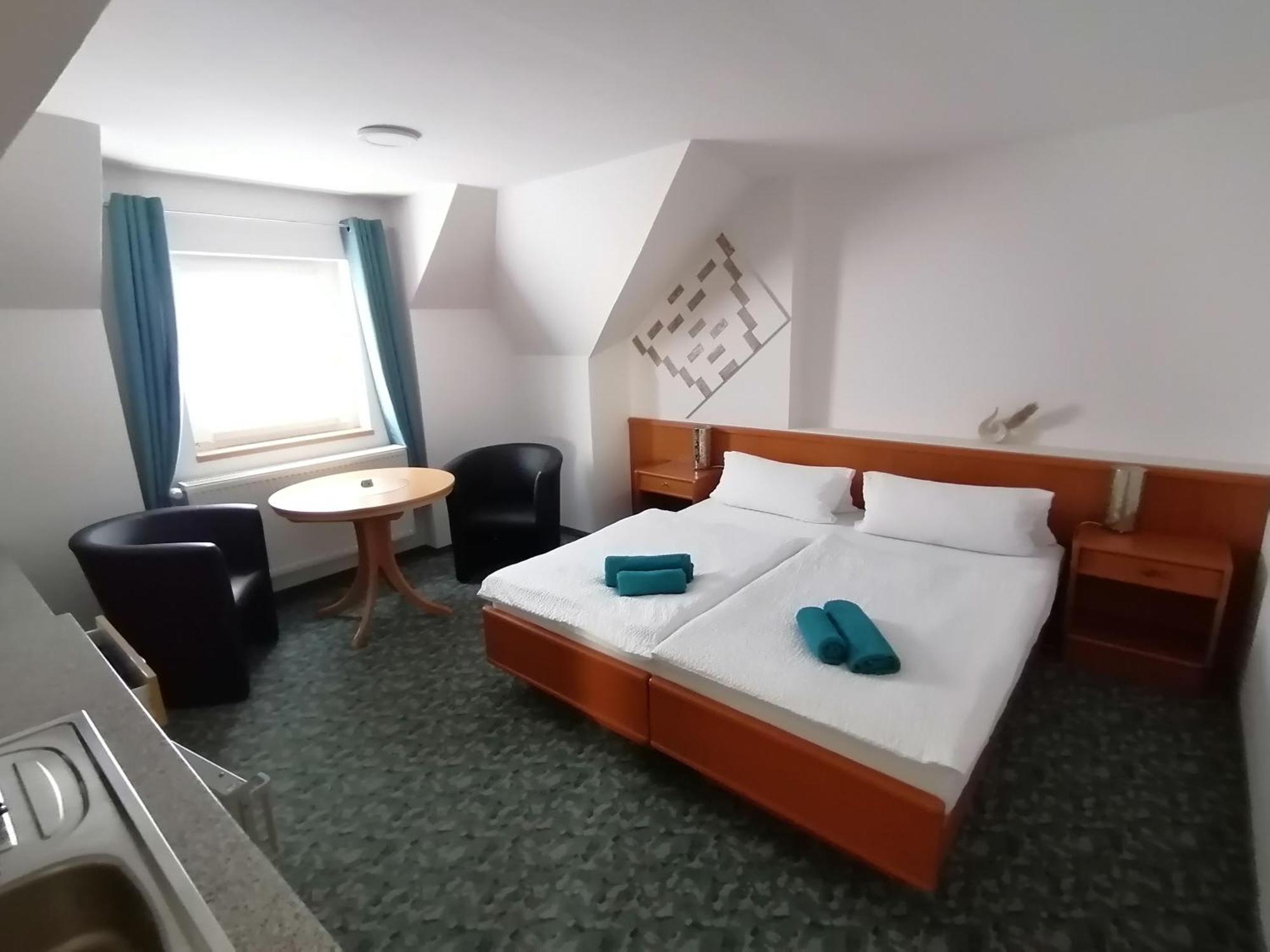 Domstadt Apartments แมร์เซอบวร์ก ภายนอก รูปภาพ