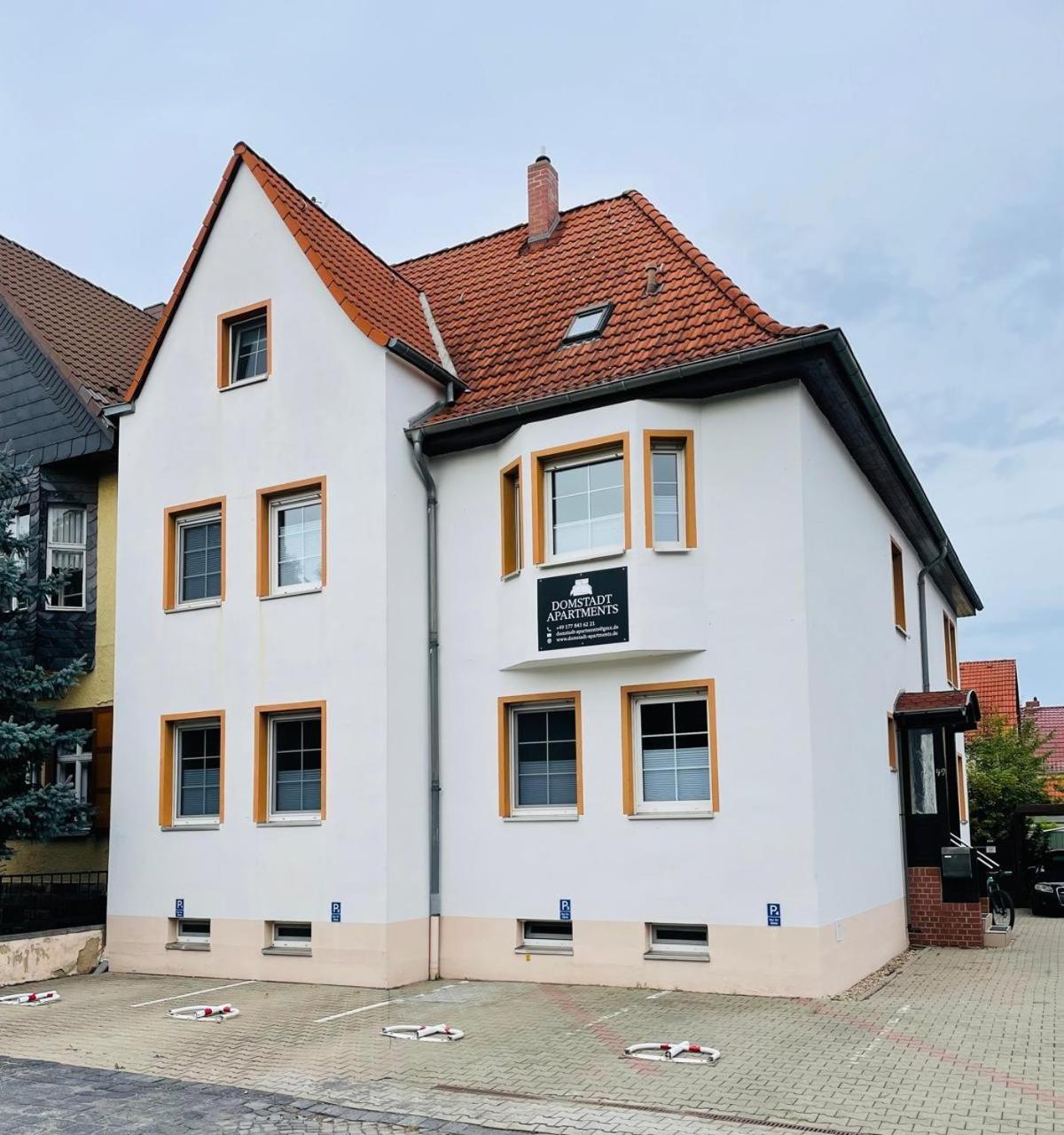 Domstadt Apartments แมร์เซอบวร์ก ภายนอก รูปภาพ