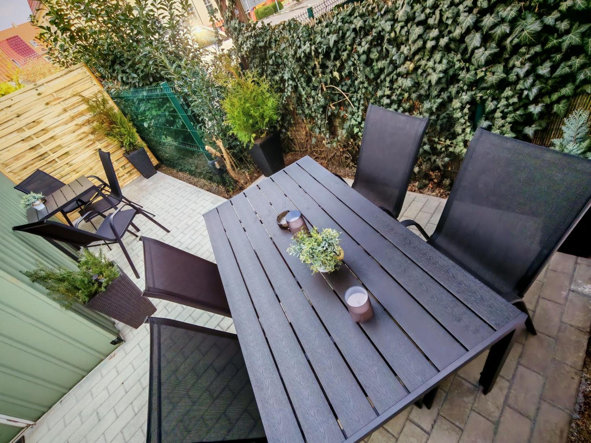 Domstadt Apartments แมร์เซอบวร์ก ภายนอก รูปภาพ